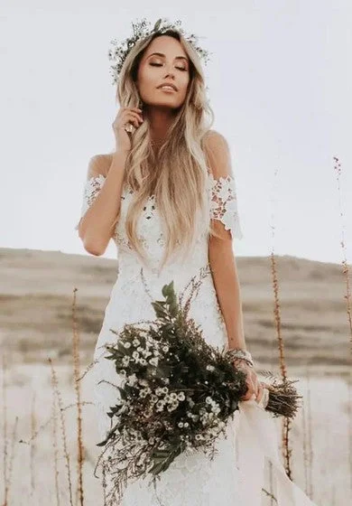 Bohemian Country Style Lace Off-the-shoulder Short Sleeve Wedding Dress