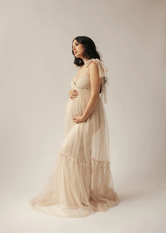 Hannah Gown Sweetheart Top Maternity Dress